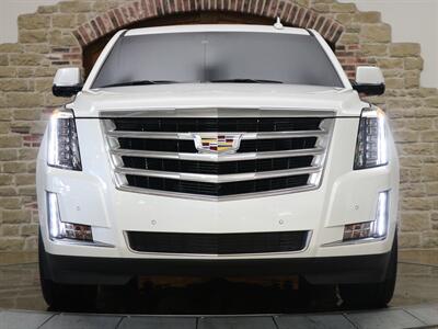 2019 Cadillac Escalade Luxury   - Photo 8 - Springfield, MO 65802