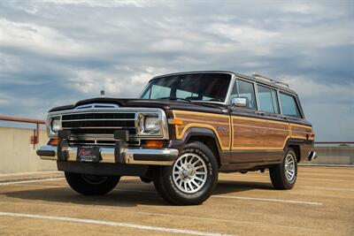 1990 Jeep Grand Wagoneer   - Photo 1 - Springfield, MO 65802