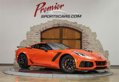 2019 Chevrolet Corvette ZR1  / 3ZR / 7-Speed Manual - Photo 5 - Springfield, MO 65802