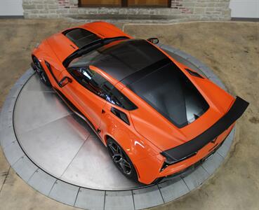 2019 Chevrolet Corvette ZR1  / 3ZR / 7-Speed Manual - Photo 13 - Springfield, MO 65802