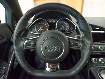 2014 Audi R8 5.2 quattro Plus   - Photo 10 - Springfield, MO 65802