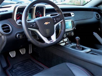 2013 Chevrolet Camaro ZL1   - Photo 11 - Springfield, MO 65802