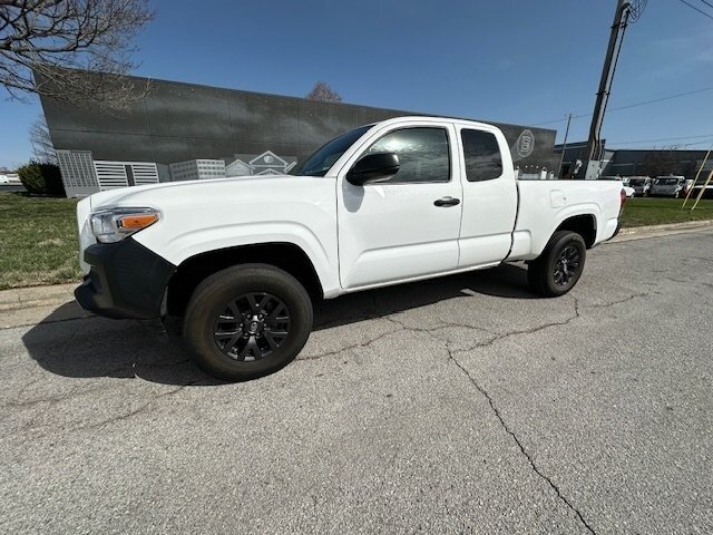 2019 Toyota Tacoma SR - Photo 1 - Springfield, MO 65802