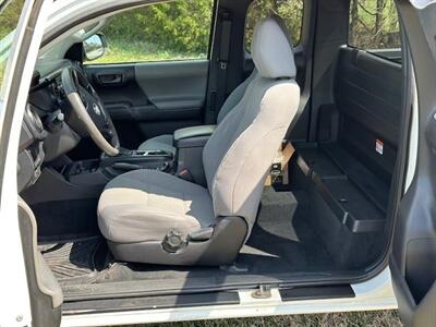 2019 Toyota Tacoma SR   - Photo 3 - Springfield, MO 65802
