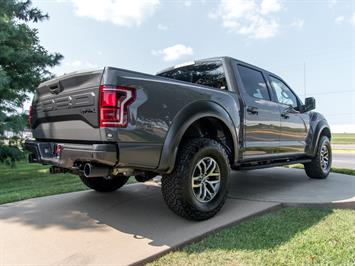 2018 Ford F-150 Raptor   - Photo 9 - Springfield, MO 65802