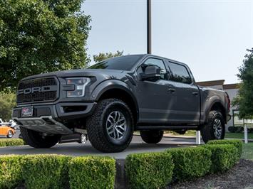 2018 Ford F-150 Raptor   - Photo 1 - Springfield, MO 65802