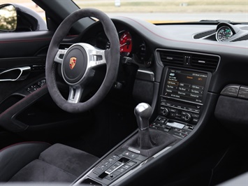 2016 Porsche 911 Carrera GTS   - Photo 36 - Springfield, MO 65802