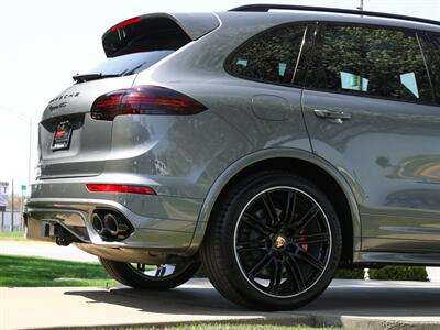 2018 Porsche Cayenne GTS   - Photo 38 - Springfield, MO 65802