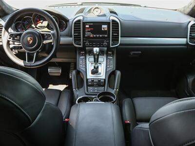 2018 Porsche Cayenne GTS   - Photo 2 - Springfield, MO 65802