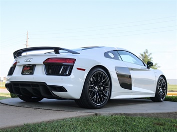 2018 Audi R8 5.2 quattro V10 Plus   - Photo 32 - Springfield, MO 65802