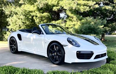 2019 Porsche 911 Turbo S Exclusive   - Photo 3 - Springfield, MO 65802