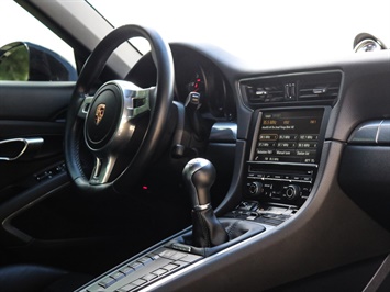 2015 Porsche 911 Carrera S   - Photo 35 - Springfield, MO 65802