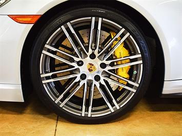 2014 Porsche 911 Turbo S   - Photo 10 - Springfield, MO 65802