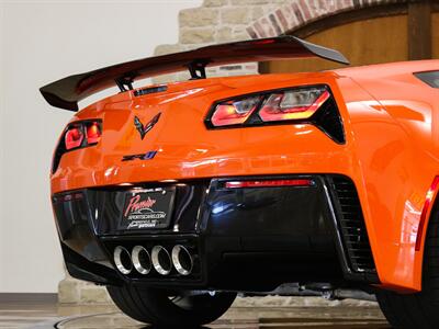 2019 Chevrolet Corvette ZR1  3ZR / Sebring Orange package - Photo 12 - Springfield, MO 65802