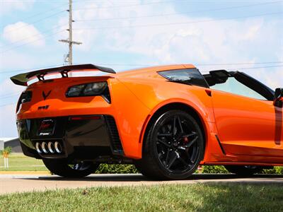 2019 Chevrolet Corvette ZR1  3ZR / Sebring Orange package - Photo 27 - Springfield, MO 65802