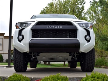 2015 Toyota 4Runner TRD Pro   - Photo 13 - Springfield, MO 65802