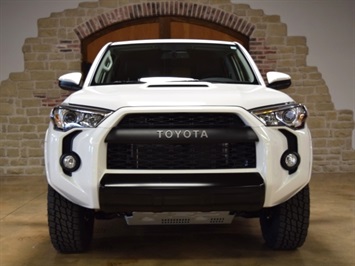 2015 Toyota 4Runner TRD Pro   - Photo 5 - Springfield, MO 65802