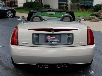 2006 Cadillac XLR   - Photo 7 - Springfield, MO 65802