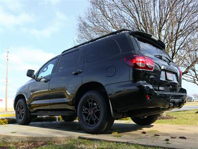 2020 Toyota Sequoia SR5   - Photo 7 - Springfield, MO 65802