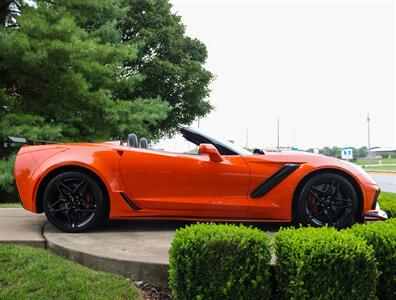 2019 Chevrolet Corvette ZR1  3ZR / Sebring Orange package - Photo 32 - Springfield, MO 65802