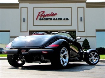 2000 Plymouth Prowler   - Photo 18 - Springfield, MO 65802