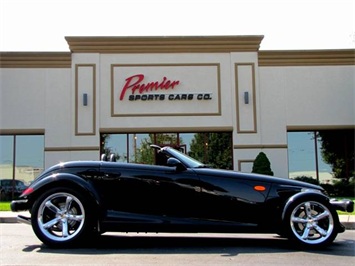 2000 Plymouth Prowler   - Photo 9 - Springfield, MO 65802