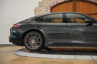 2018 Porsche Panamera Turbo   - Photo 4 - Springfield, MO 65802