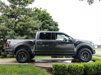 2018 Ford F-150 Raptor   - Photo 3 - Springfield, MO 65802