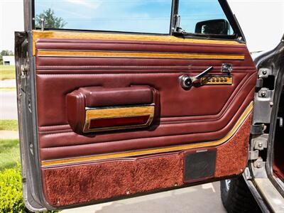 1988 Jeep Grand Wagoneer   - Photo 13 - Springfield, MO 65802