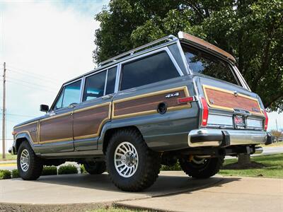 1988 Jeep Grand Wagoneer   - Photo 6 - Springfield, MO 65802