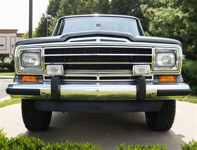 1988 Jeep Grand Wagoneer   - Photo 4 - Springfield, MO 65802