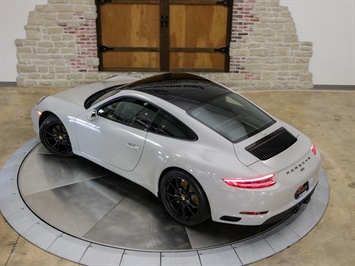 2018 Porsche 911 Carrera   - Photo 16 - Springfield, MO 65802