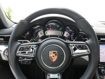 2018 Porsche 911 Carrera   - Photo 31 - Springfield, MO 65802