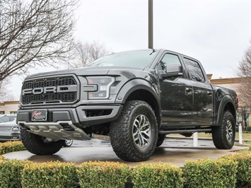 2018 Ford F-150 Raptor   - Photo 1 - Springfield, MO 65802