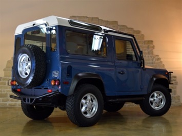 1997 Land Rover Defender 90   - Photo 9 - Springfield, MO 65802