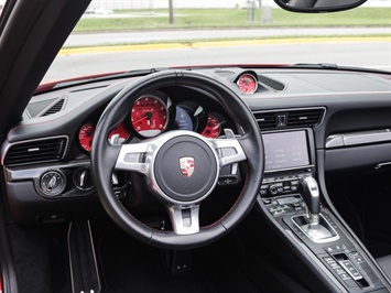 2015 Porsche 911 Turbo S   - Photo 31 - Springfield, MO 65802