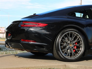 2017 Porsche 911 Carrera S   - Photo 49 - Springfield, MO 65802