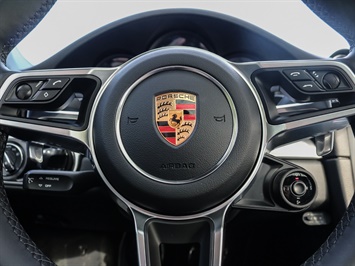 2017 Porsche 911 Carrera S   - Photo 15 - Springfield, MO 65802