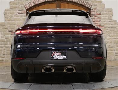 2024 Porsche Cayenne Turbo GT   - Photo 18 - Springfield, MO 65802