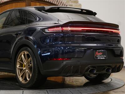 2024 Porsche Cayenne Turbo GT   - Photo 16 - Springfield, MO 65802