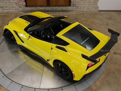 2019 Chevrolet Corvette ZR1   "Manual " 3ZR ZTK Only 400 Miles - Photo 19 - Springfield, MO 65802