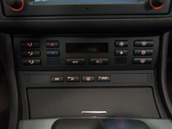 2006 BMW M3   - Photo 15 - Springfield, MO 65802