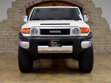 2014 Toyota FJ Cruiser   - Photo 5 - Springfield, MO 65802