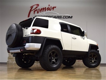 2014 Toyota FJ Cruiser   - Photo 9 - Springfield, MO 65802