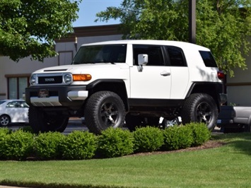 2014 Toyota FJ Cruiser   - Photo 15 - Springfield, MO 65802