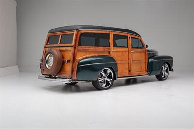 1942 Ford Woody Super Deluxe   - Photo 14 - Springfield, MO 65802