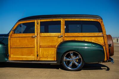 1942 Ford Woody Super Deluxe   - Photo 86 - Springfield, MO 65802