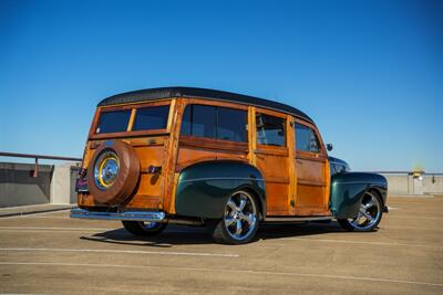 1942 Ford Woody Super Deluxe   - Photo 94 - Springfield, MO 65802