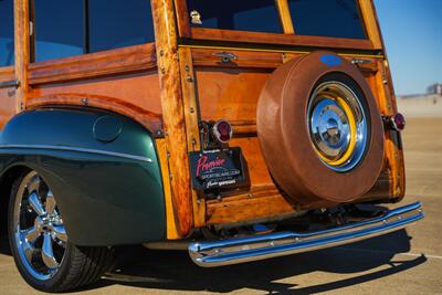 1942 Ford Woody Super Deluxe   - Photo 91 - Springfield, MO 65802