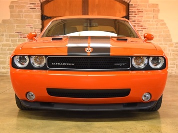 2008 Dodge Challenger SRT8   - Photo 4 - Springfield, MO 65802